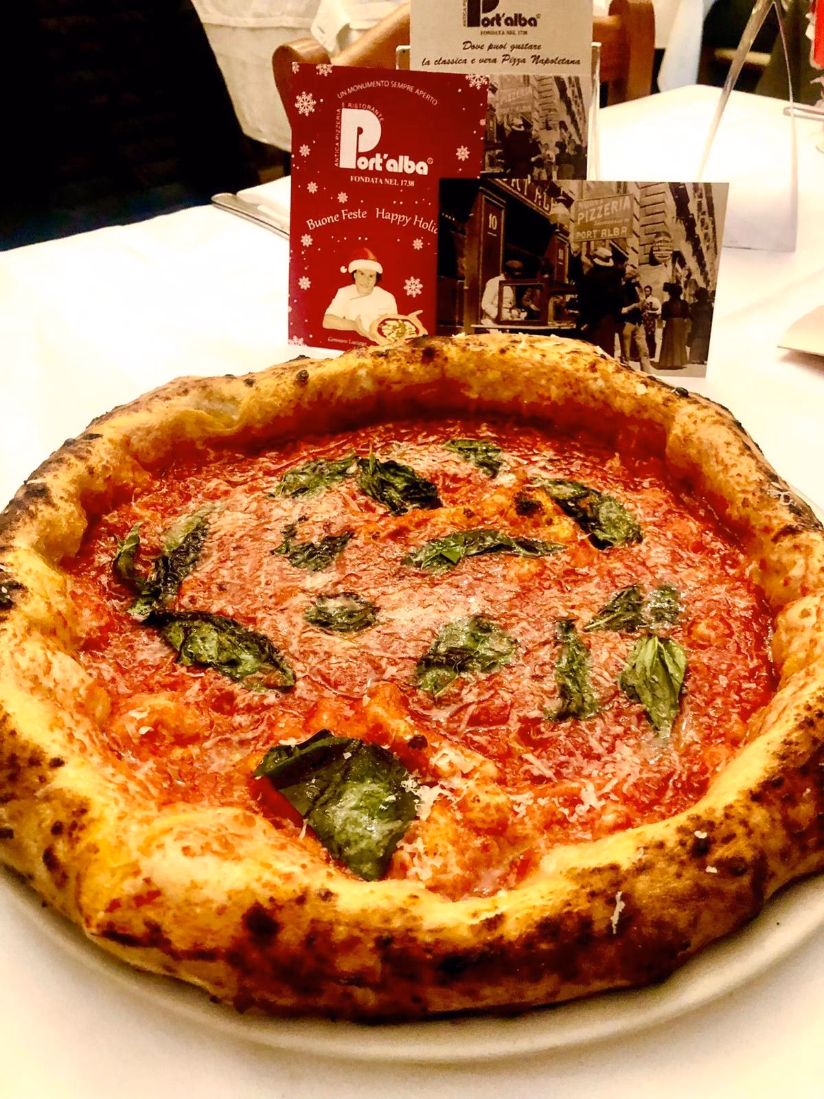 Where is pizzeria Port Alba located?