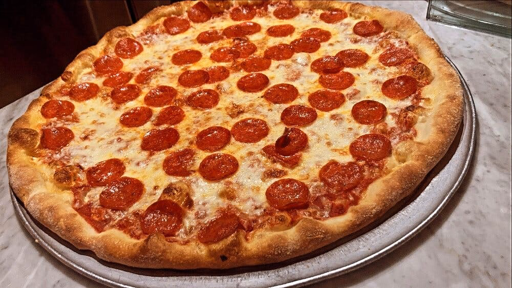 Is Arturo's Pizza Kitchen open?