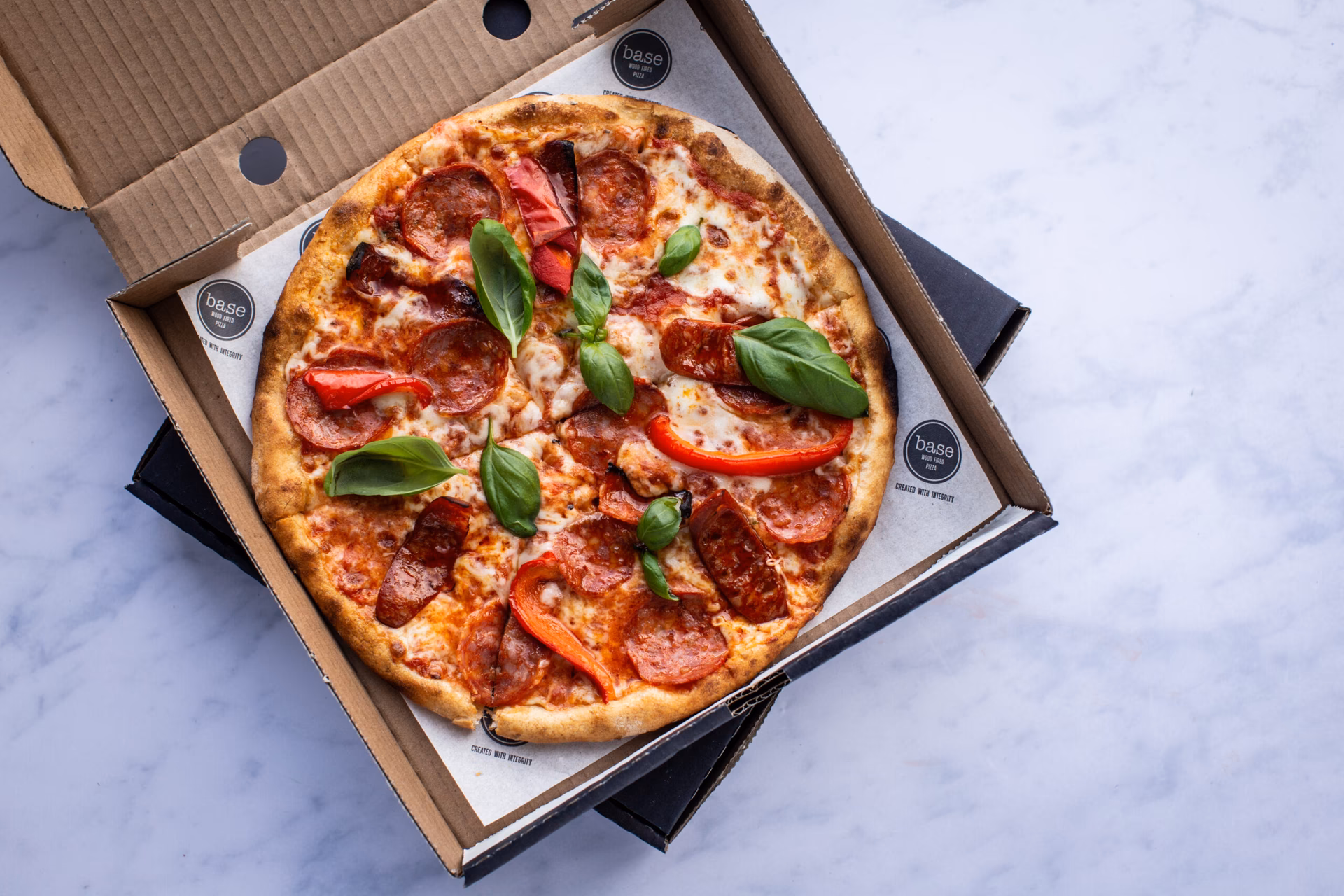 How do I play base pizza?