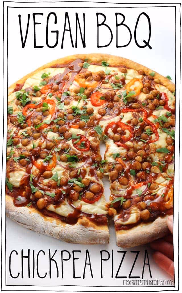 How do you cook a pizza with BBQ sauce?