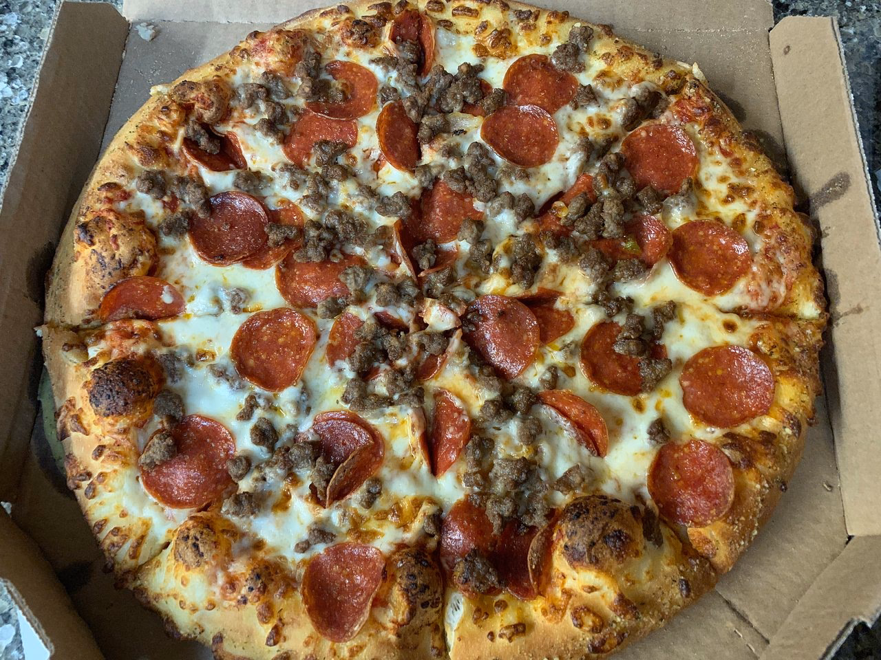 Does Domino's have beef & onion?