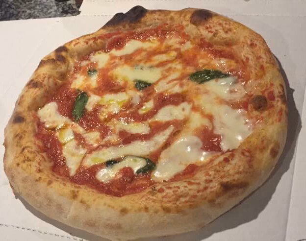 What are the best pizza restaurants in Como?