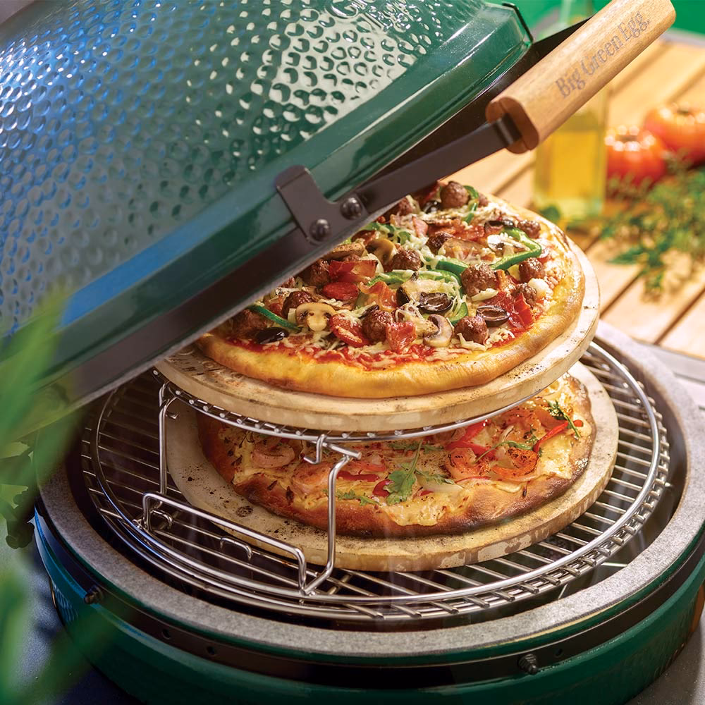 Should I put a bigger stone on top of a mm pizza?