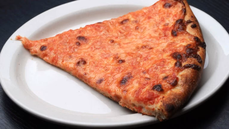 Is Boston Pizza a registered trademark?