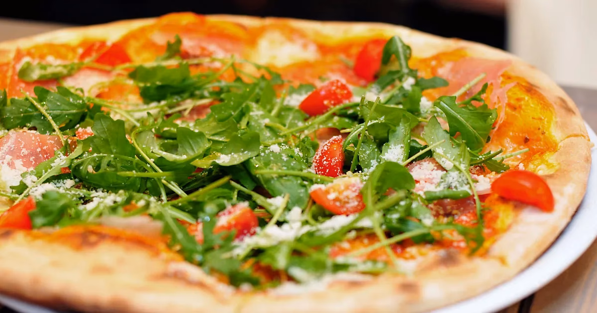 What restaurants serve California style pizza?