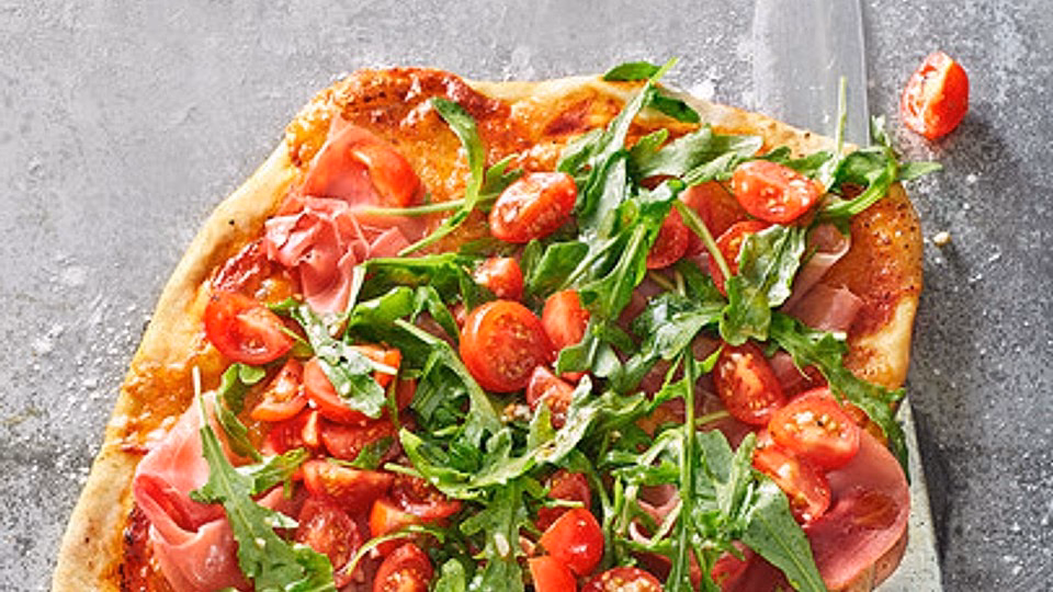 Wie kann man eine Pizza backen?