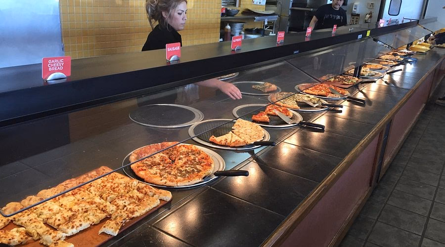 How big is Cicis Pizza?