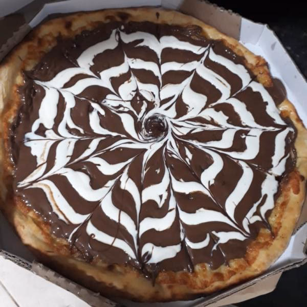 Como fazer pizza de chocolate no microondas?