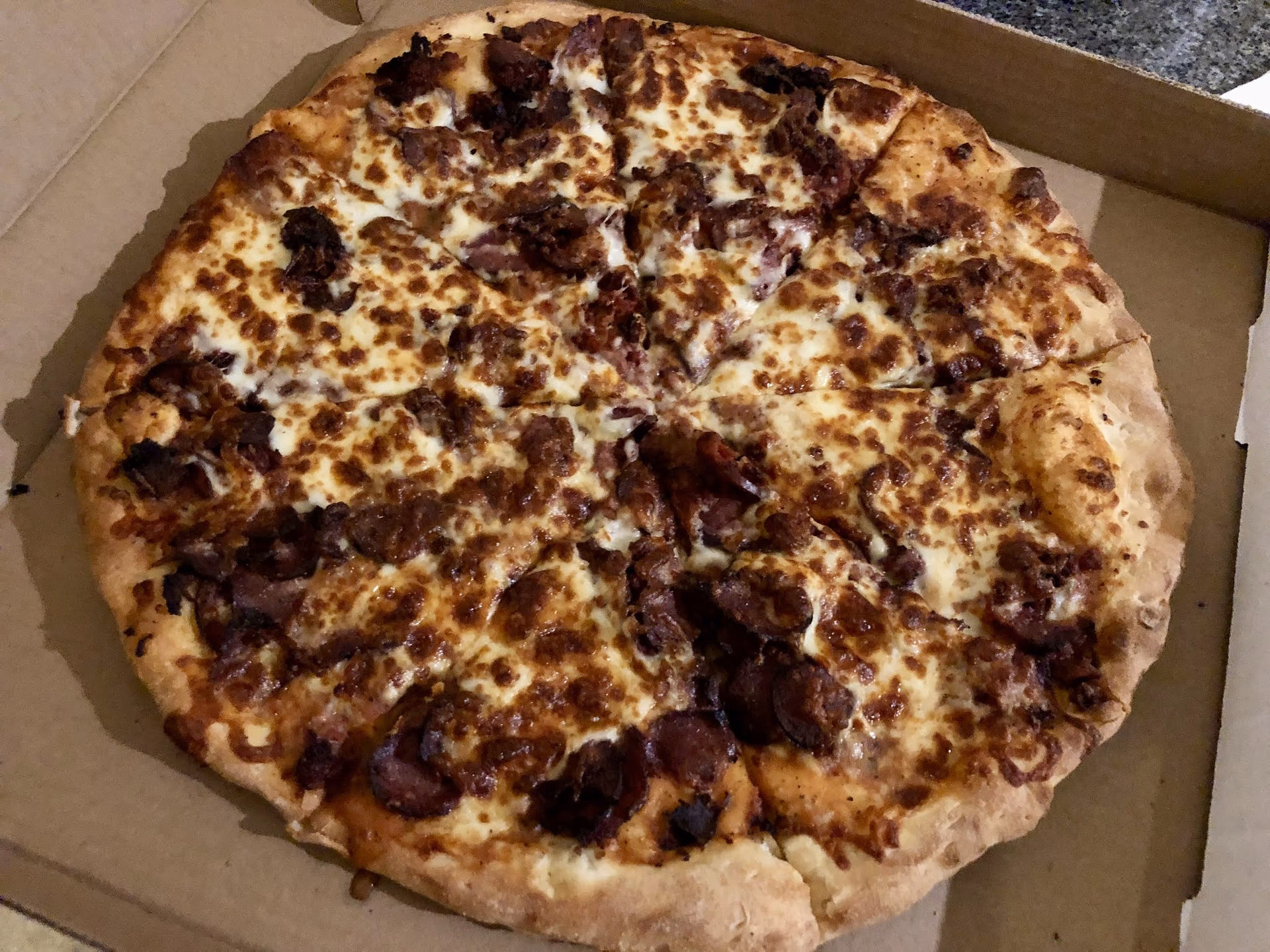 Is county Pizza a good place to eat?