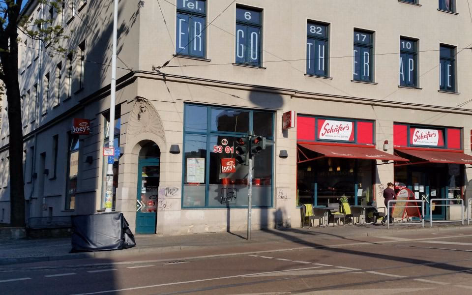 Wie kann ich meine Bestellung bei Domino's Pizza aufgeben?