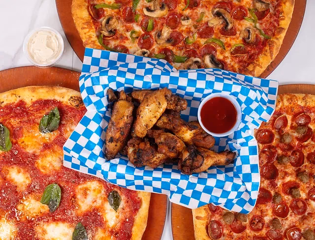 Where can I make a reservation at Donatello's pizzeria?