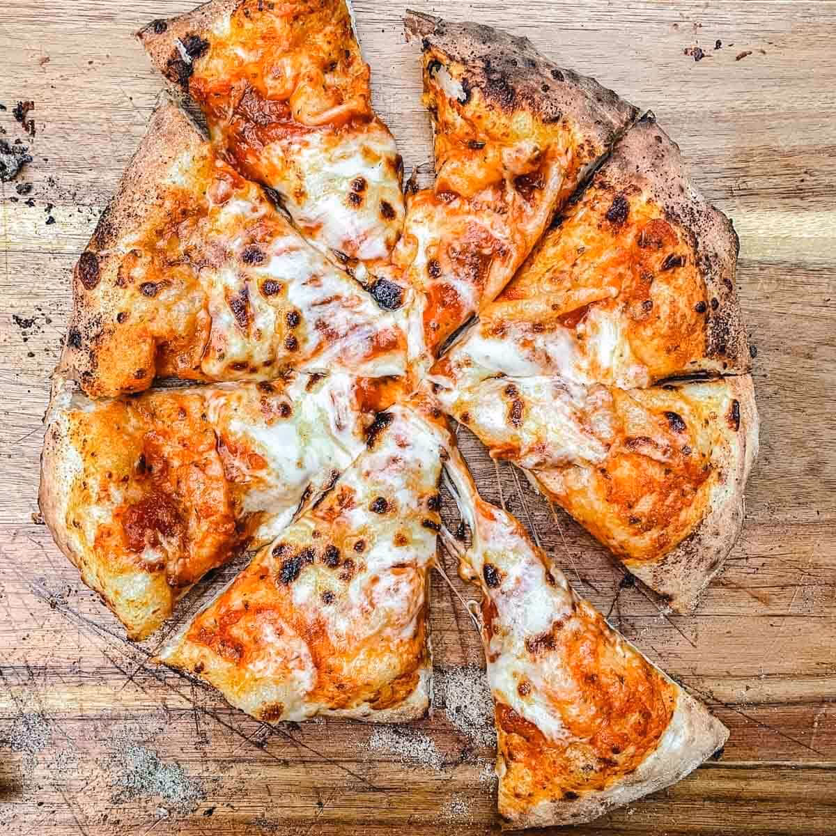 How do you make homemade pizza dough?