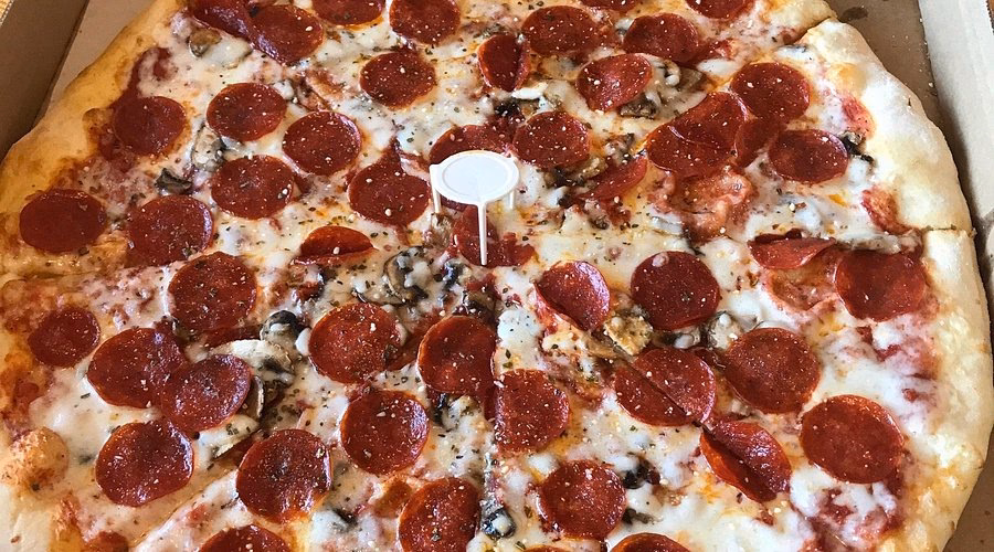 Who is Frank's Pizza & Chicken?