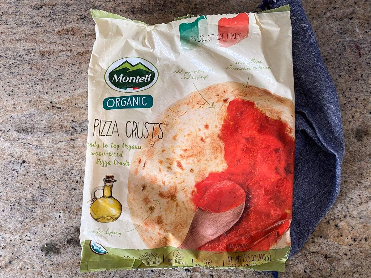 What are pre-stretched pizza bases?