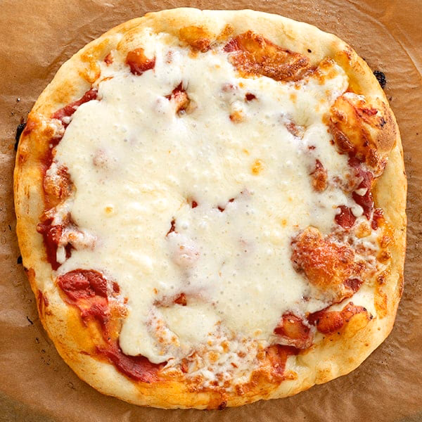 Does gluten free pizza dough require kneading?