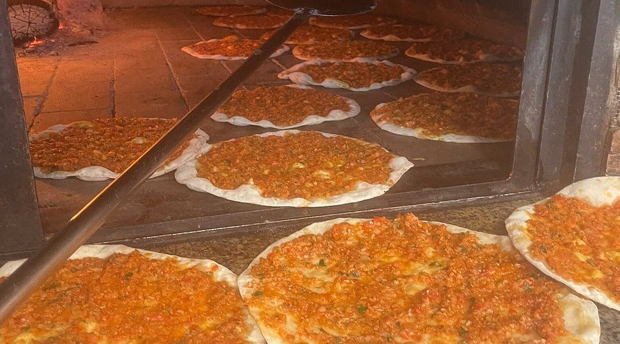 Wie kann man italienische Pizza und Pasta nach Hause liefern lassen?