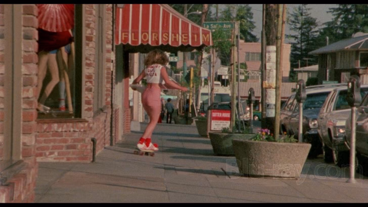 Is hot & saucy Pizza Girls a good movie?