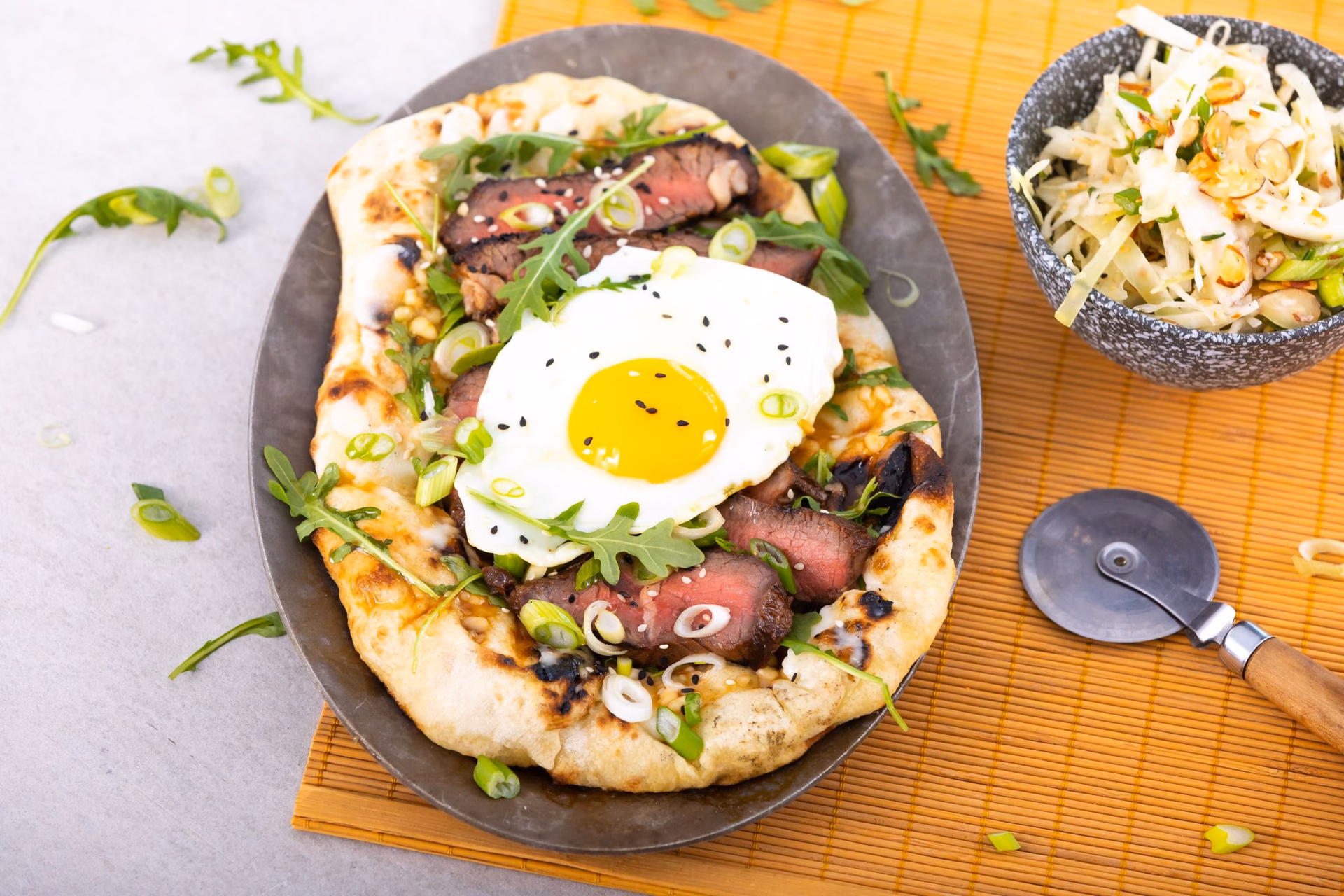 What is the difference between Italian and Japanese pizza?