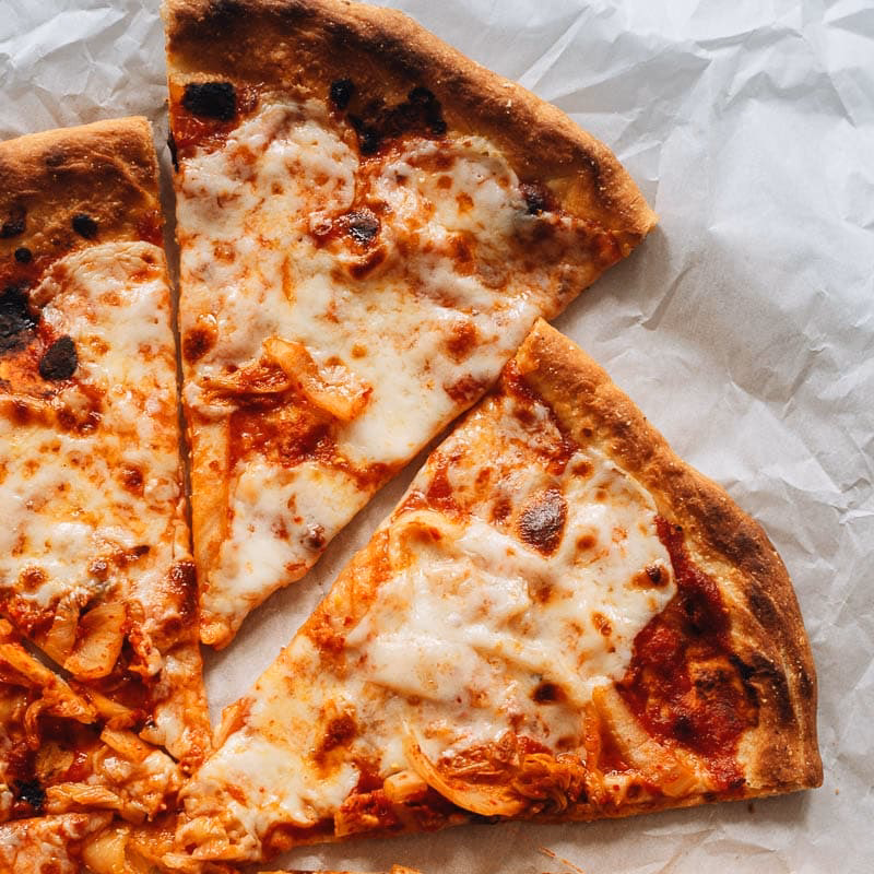 Can you make kimchi pizza with gochujang?