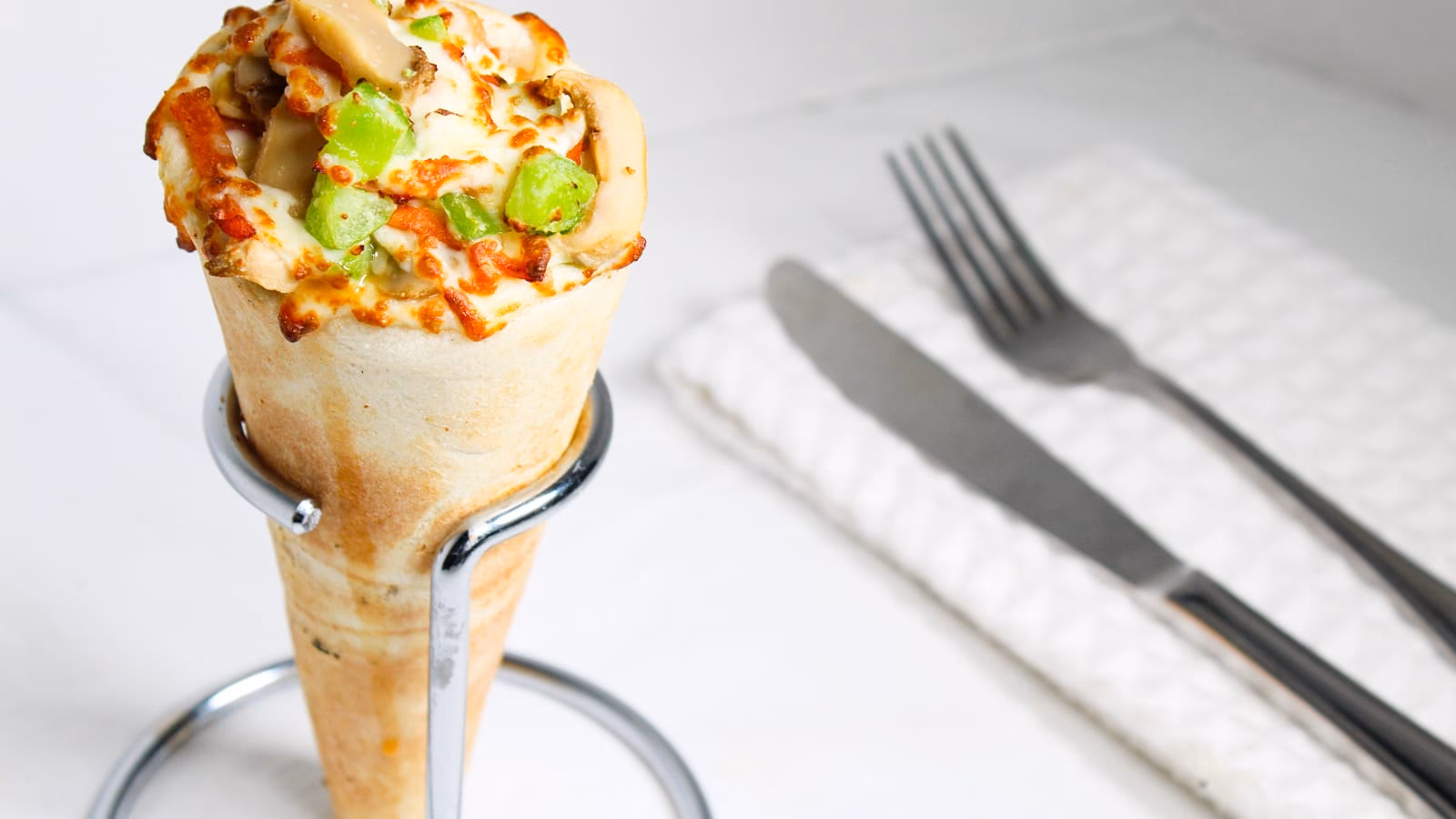 Why should you choose Kono pizza Canada?