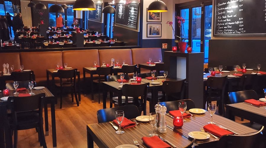 Is Lino's Trattoria a good place to eat in Santa Fe?