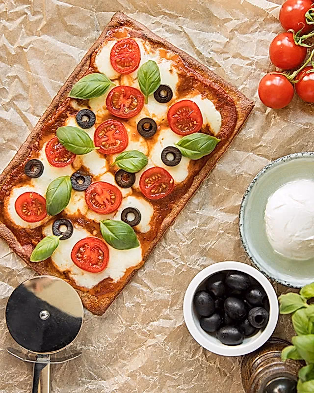 Wie kann man Low Carb Pizzateig backen?