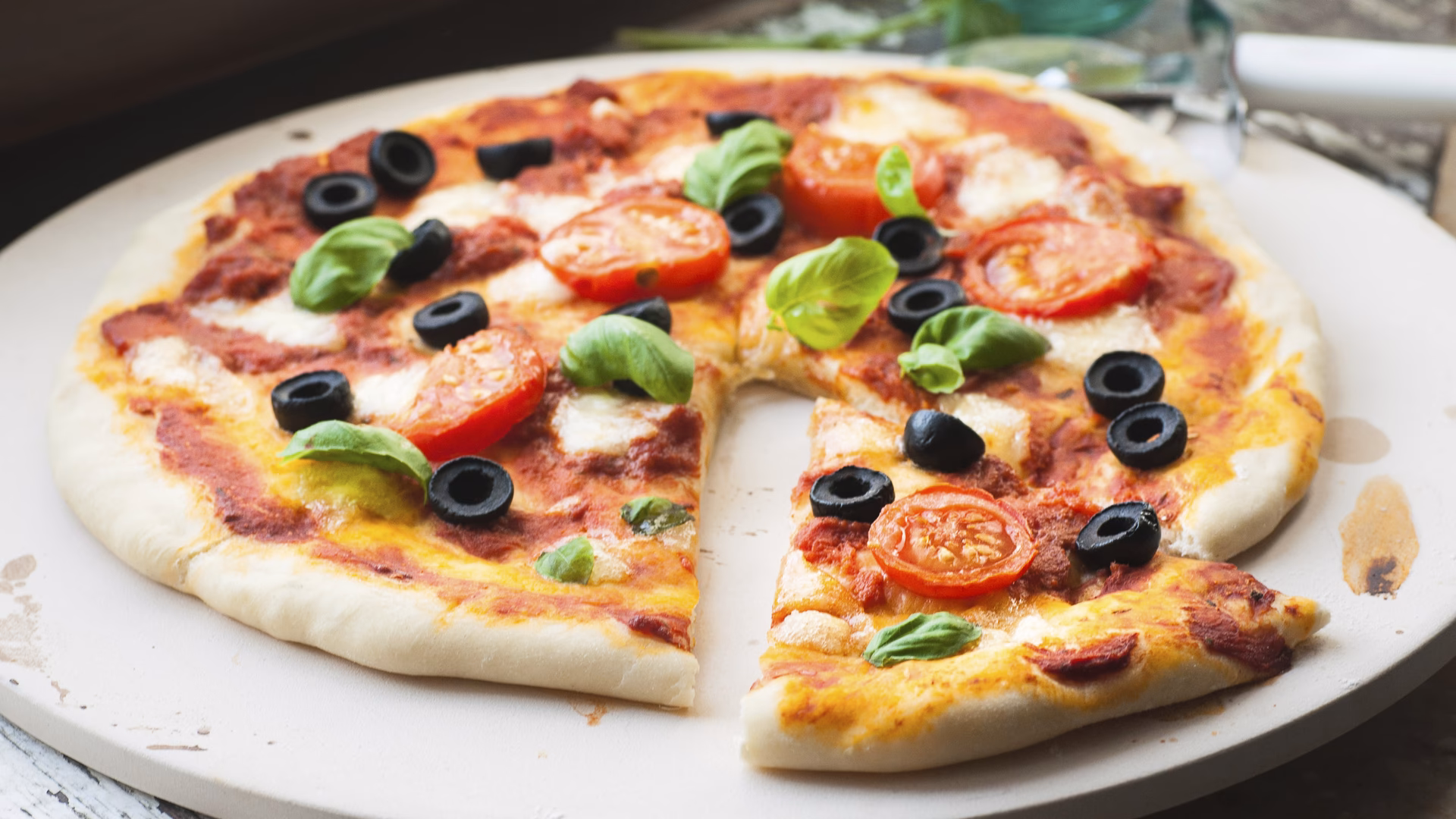 Wie werden Pizzen zubereitet?