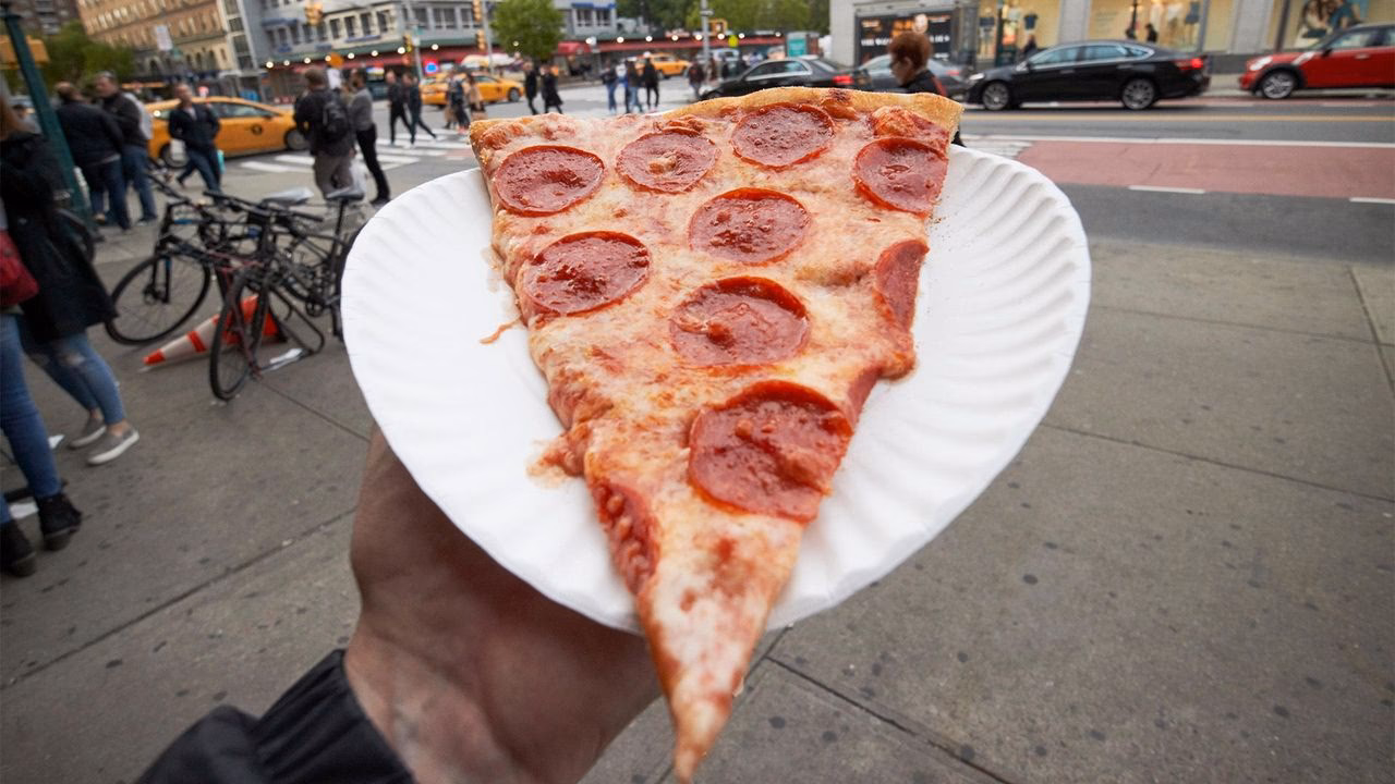 Does New York City eat pizza?