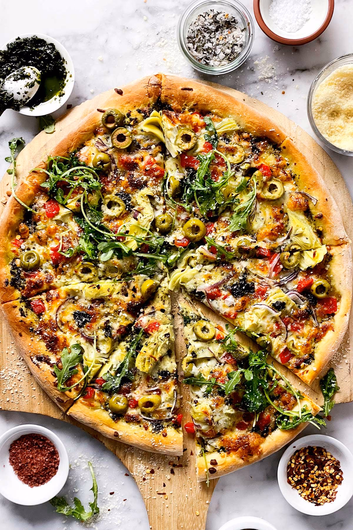 What is homemade Mediterranean pizza with feta?