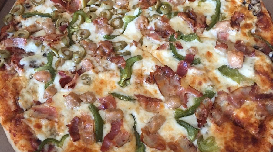 Does Pizza Mia use cookies?