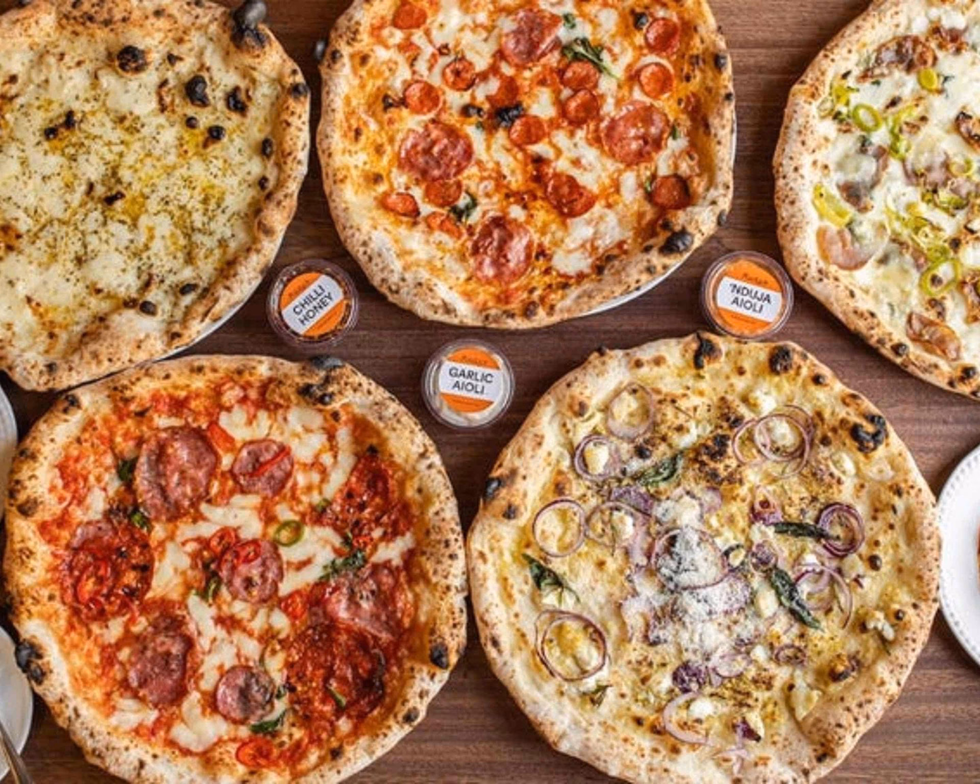 Is vasiniko a real Neapolitan pizza?