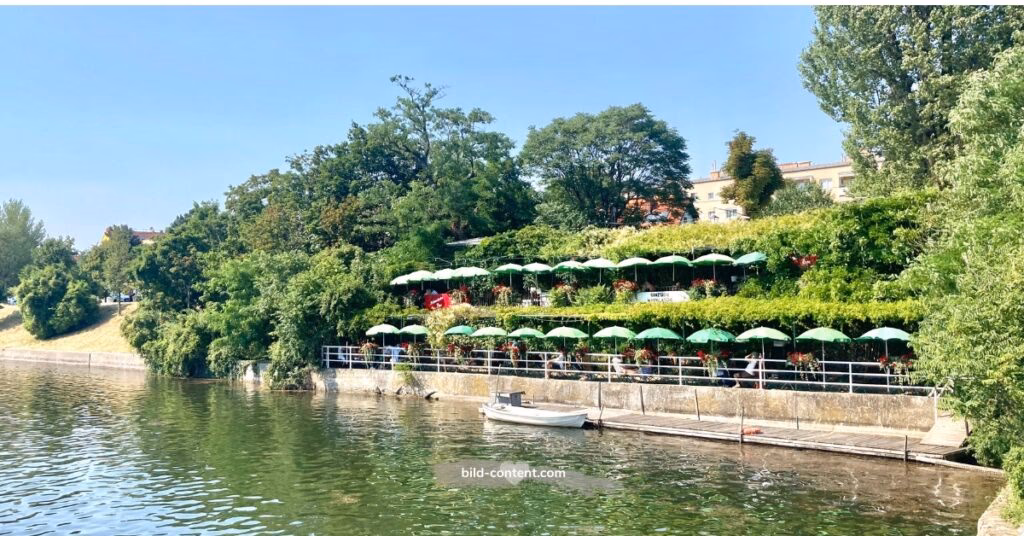 Wann frühstückt man an der Alten Donau?