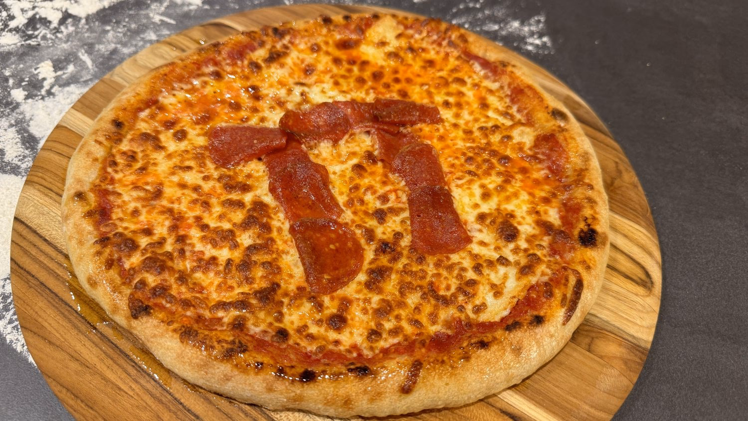 Who makes wood fired pizza in Dublin?