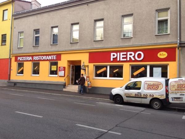 Welche Zutaten werden bei Pizzeria Piero Wien zubereitet?