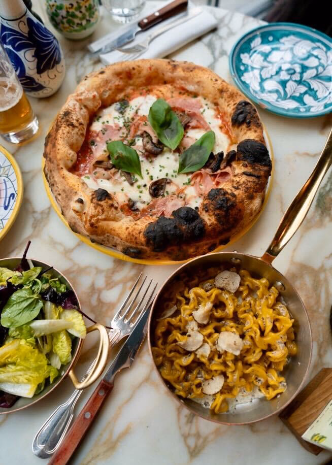 What is pink Mamma Ristorante di passione?