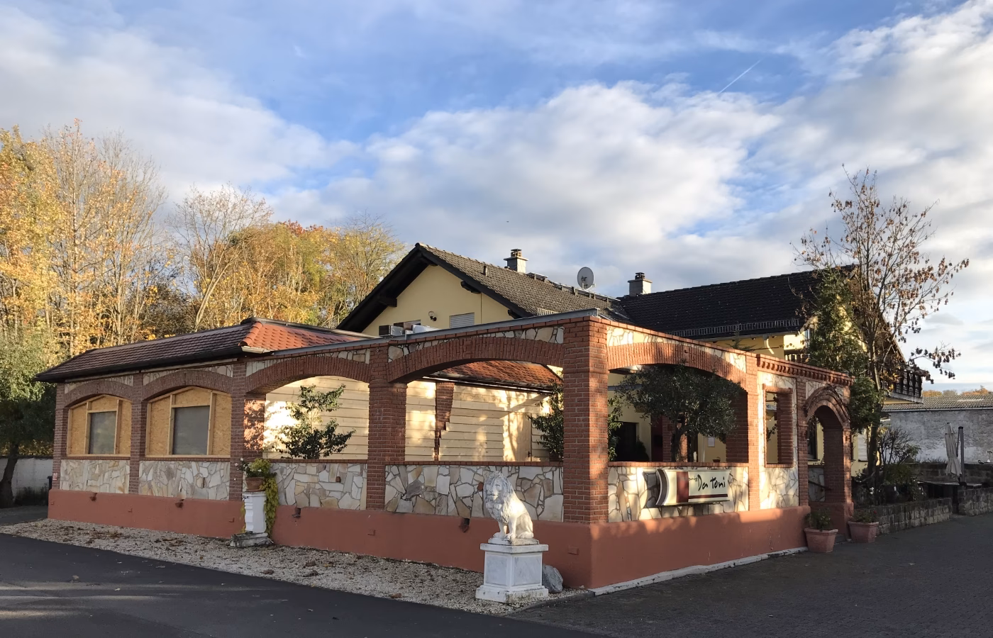 Was bietet die Pizzeria Piacenza?