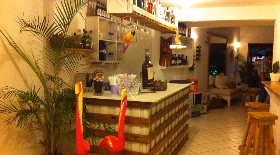 Where can I get a pizza without a sauce?