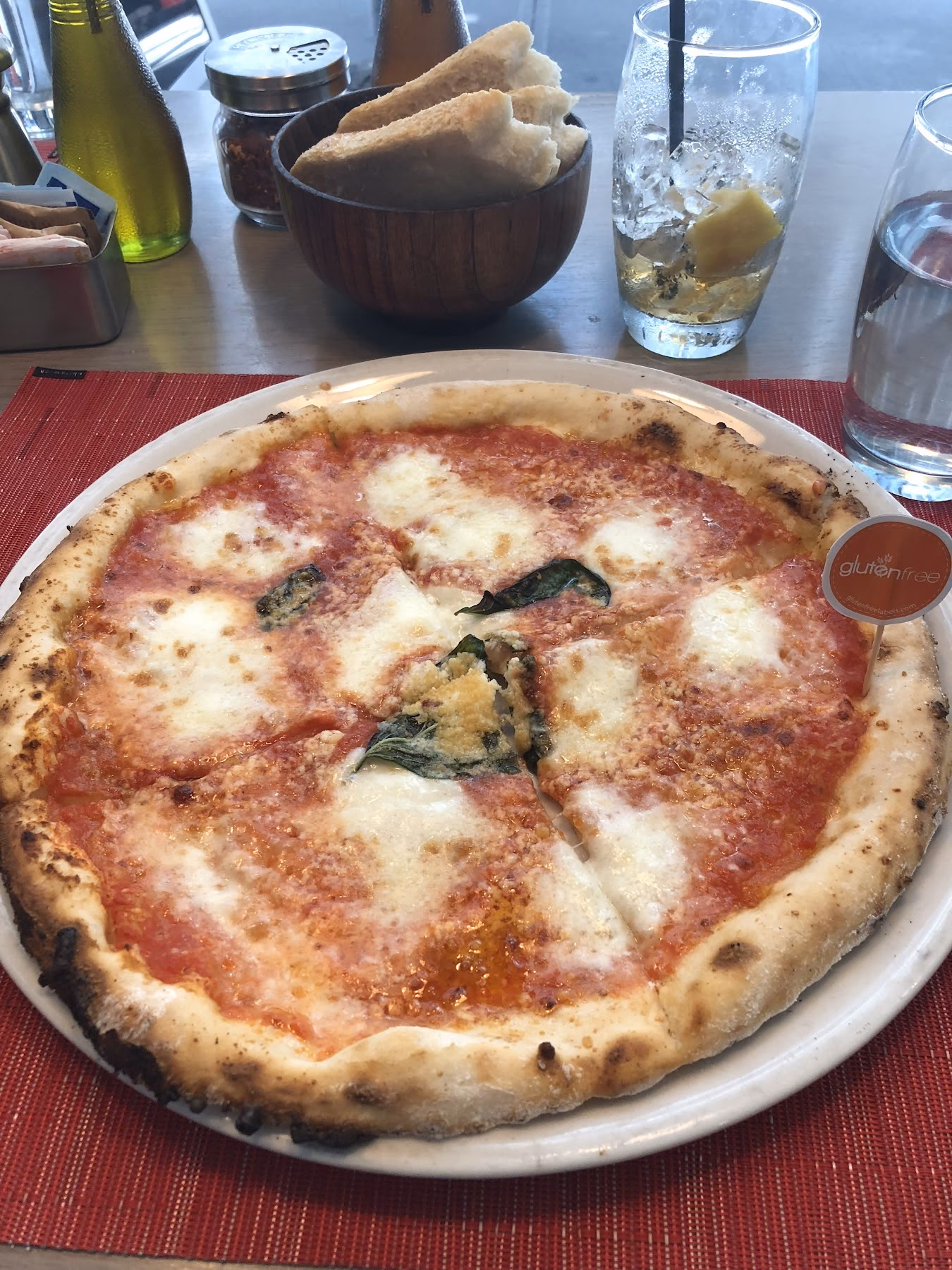 Can I book pizza Arte on OpenTable?