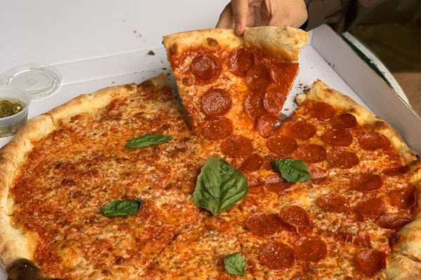 Where is Fritti pizza?