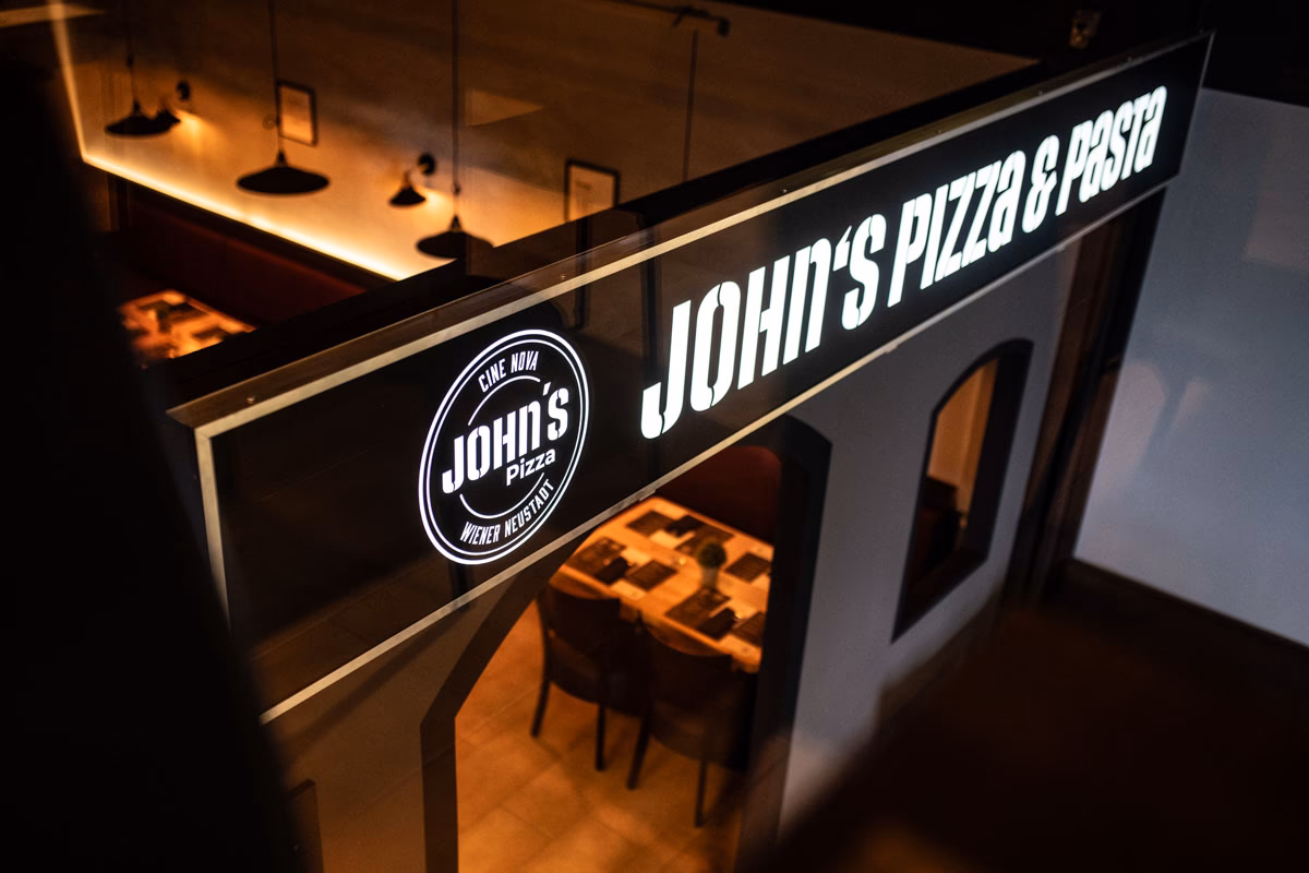 Wie kann ich italienische Pizza bestellen?