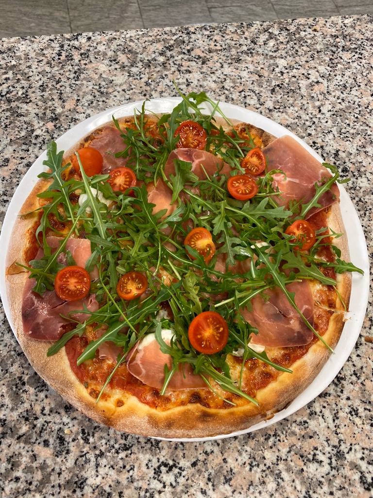 Was sind die Spezialitäten des Ristorante La Casa?