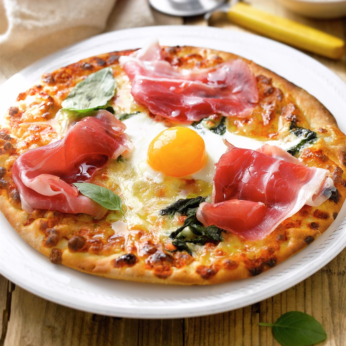 ¿Cómo echar el huevo cuando la pizza no esté lista?