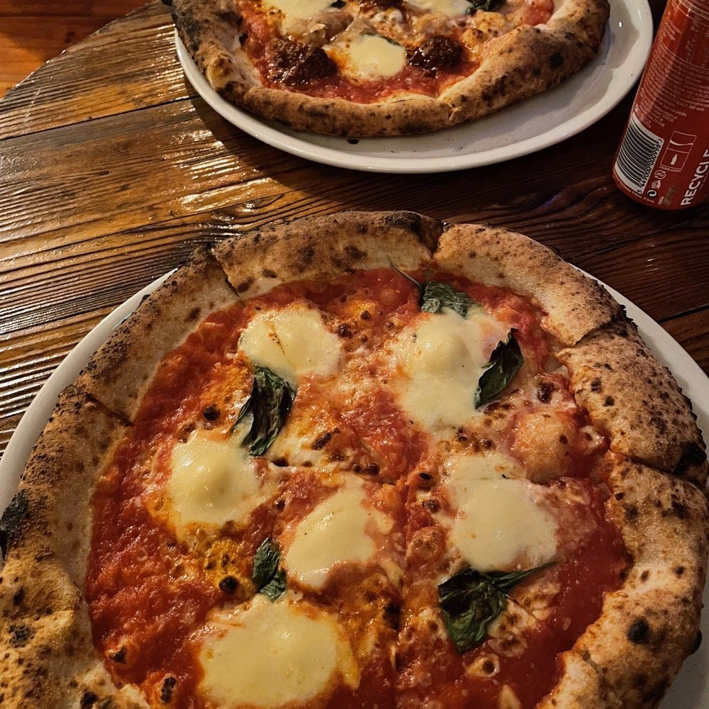 Where can I order pizza in Cork & Dingle?