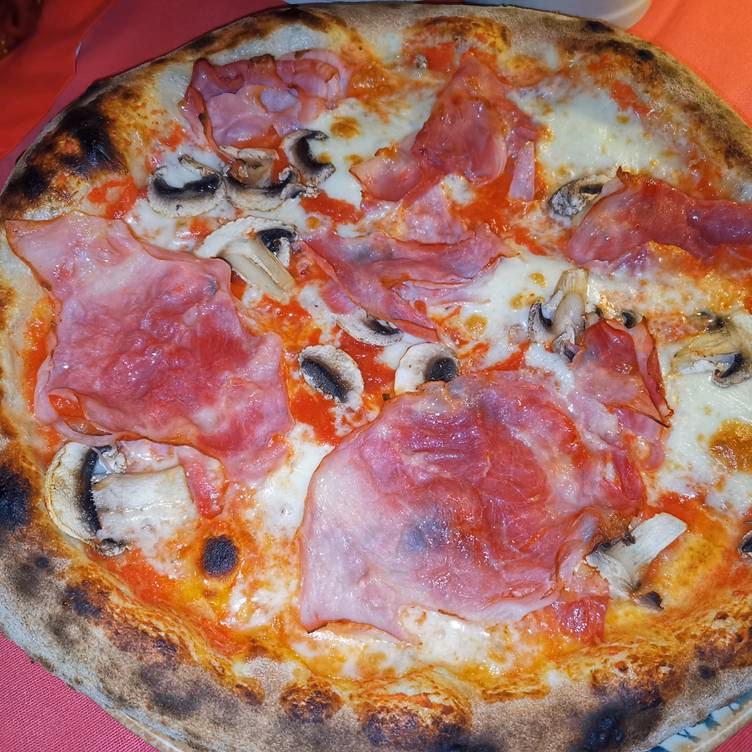 Wie werden unsere Pizzen zubereitet?