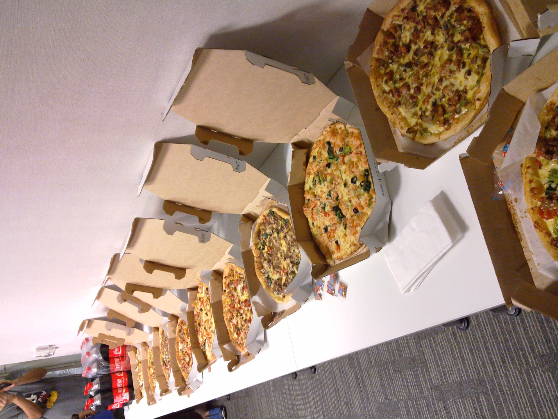 Wie lange dauert es bis eine Pizza gebacken ist?