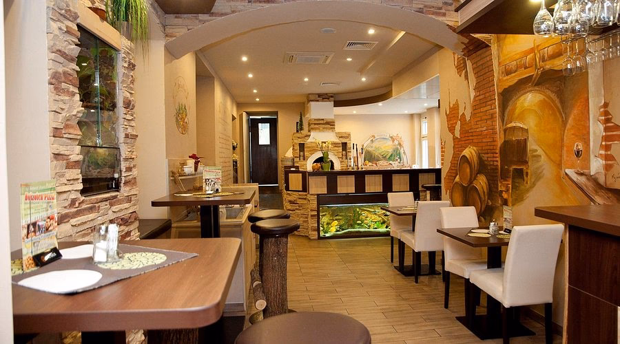 Was kann man außerhalb von Fürstenfeld machen?