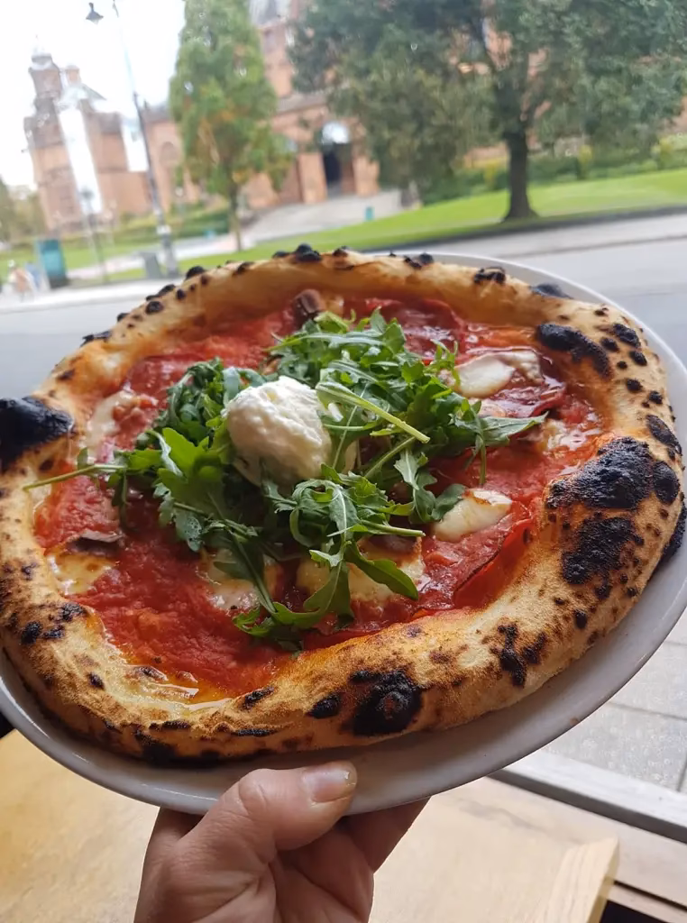 What are some good places to eat in Glasgow?