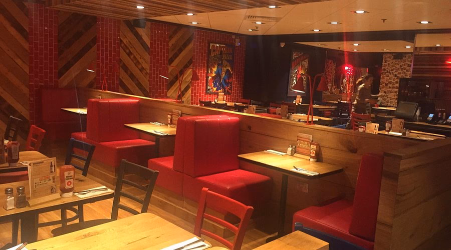 Is Pizza Hut a good place to eat?