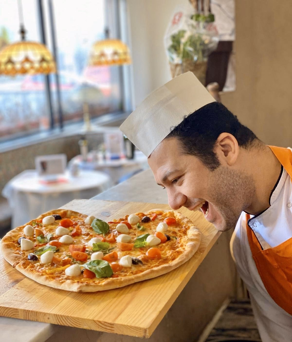 Was bietet Santa Maria in Klagenfurt an?