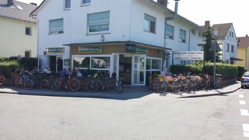 Welche Zutaten enthält die Pizza?